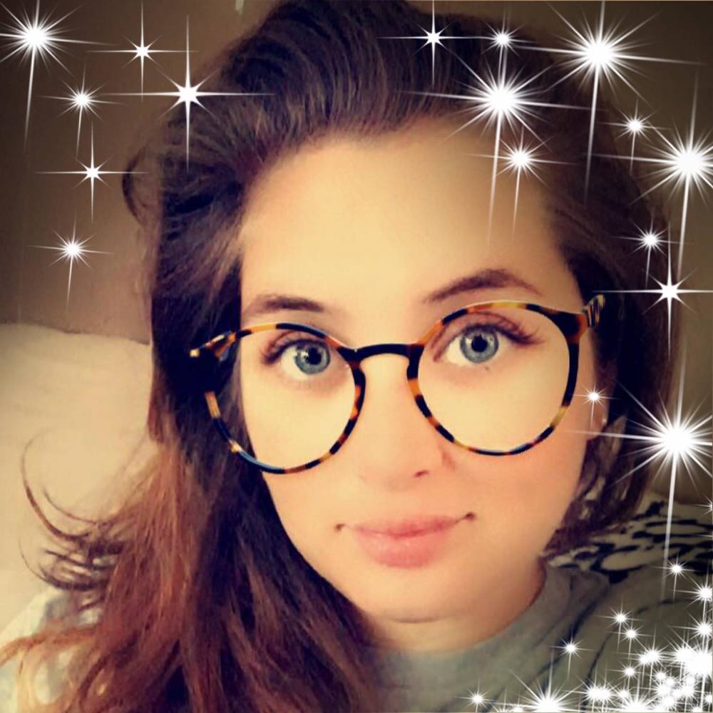 Meet your Posher, Stephanie